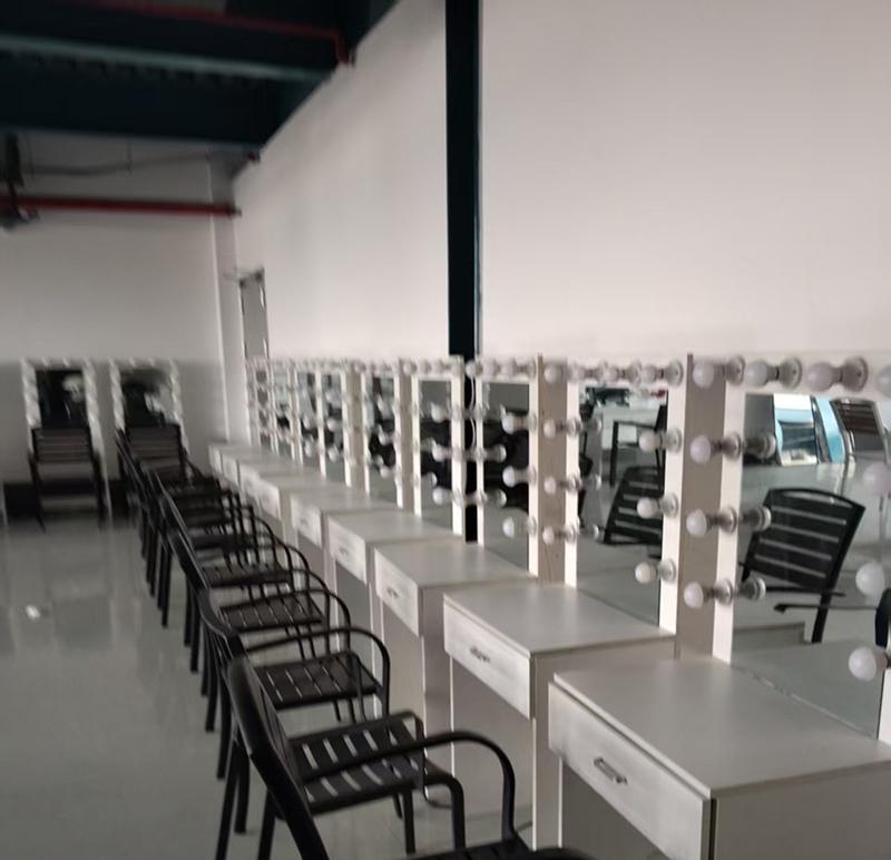 白玉县大型展会篷房搭建：专业团队保障，让展会空间更具张力